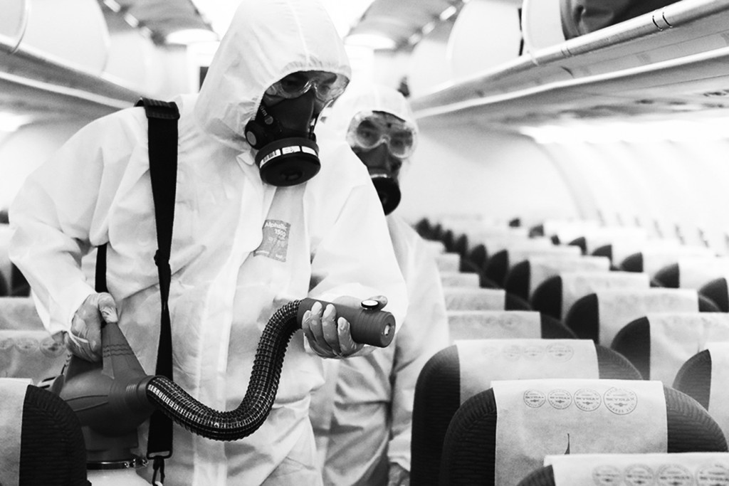 This handout photo released March 3, 2020 by Bangkok Airways shows workers wearing protective suit disinfecting a Bangkok Airways aircraft in Bangkok amid fears of the spread of the COVID-19 novel coronavirus., Image: 502708669, License: Rights-managed, Restrictions: -----EDITORS NOTE --- RESTRICTED TO EDITORIAL USE - MANDATORY CREDIT "AFP PHOTO / BANGKOK AIRWAYS" - NO MARKETING - NO ADVERTISING CAMPAIGNS - DISTRIBUTED AS A SERVICE TO CLIENTS - NO ARCHIVE, Model Release: no, Credit line: Handout / AFP / Profimedia